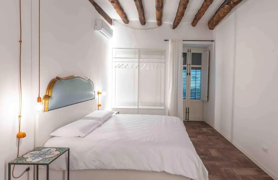 Calderai 82 Suites 1 E 2-1
