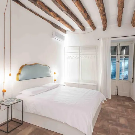 Calderai 82 Suites 1 E 2-2